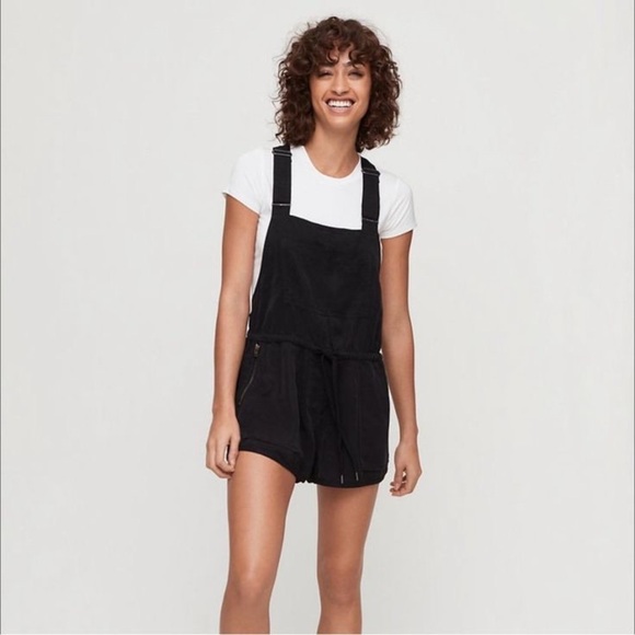 Aritzia Wilfred black Beatriz short overalls romper - XS - Picture 1 of 12